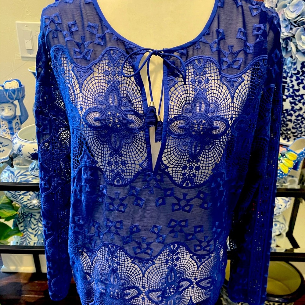 Saylor royal blue cut out top size medium
